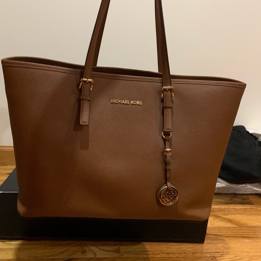 MICHAEL KORS Jet Set Tote